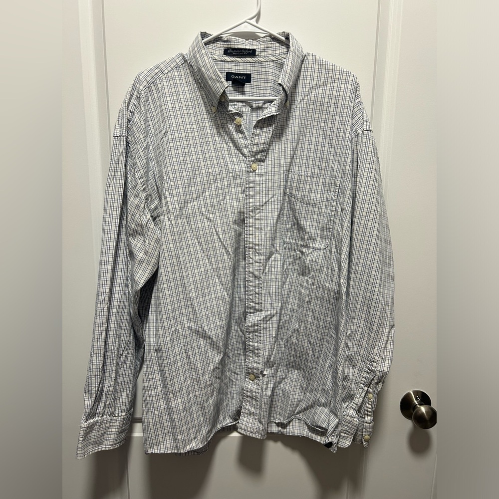 Slightly Worn Men’s XXL GANT Button Down Shirt